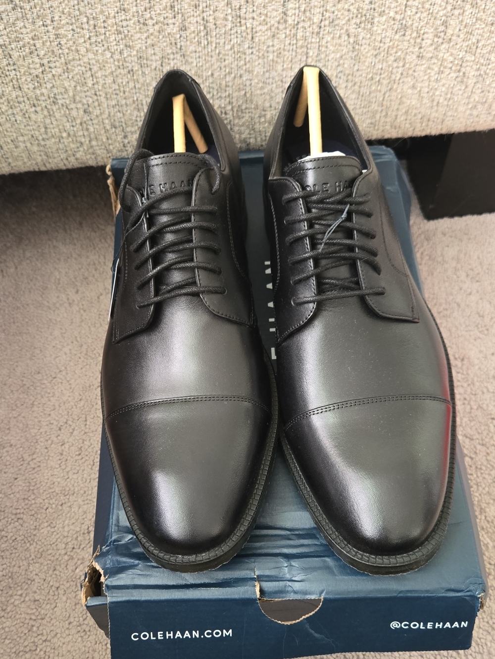 Cole Haan Black Leather ME Cap Oxford - Men's Size 9.5